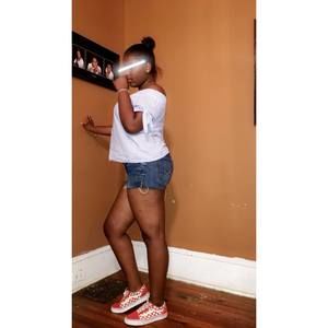 Meet your Posher, Simone